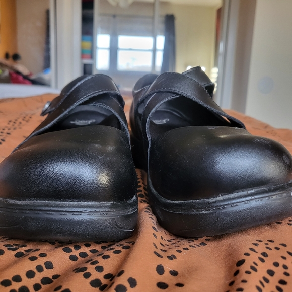 Abeo Black Leather Mules - Picture 4 of 15